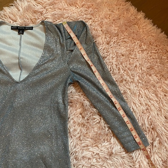 Blue V-Neck blouse Puff sleeve blue silver shimmery top medium - Picture 10 of 10